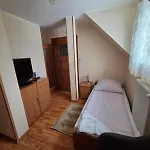 Cafe Bed & Breakfast