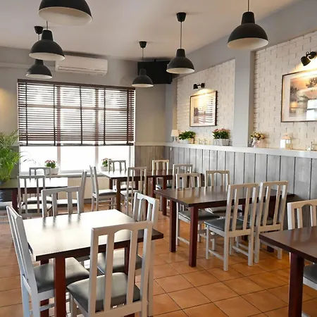 Bed & Breakfast Cafe Wielbark (Szczytno)