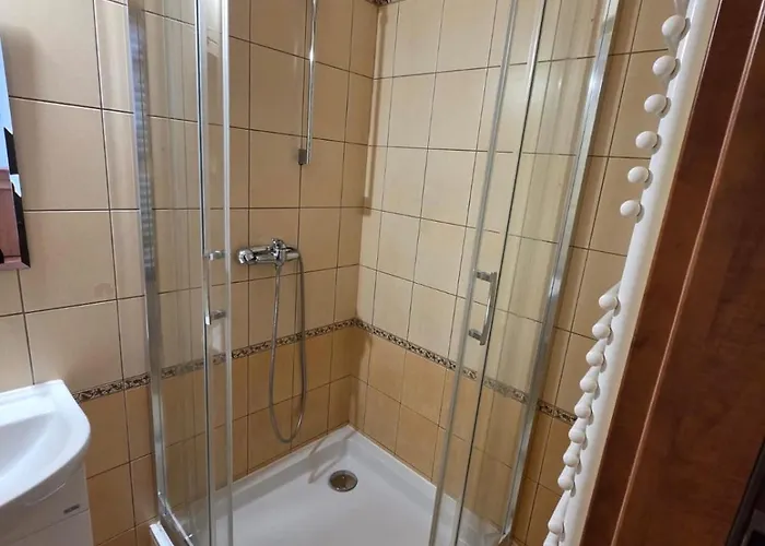 Cafe Bed & Breakfast *