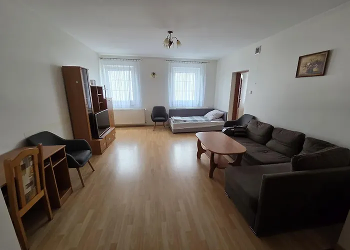 Cafe Bed & Breakfast